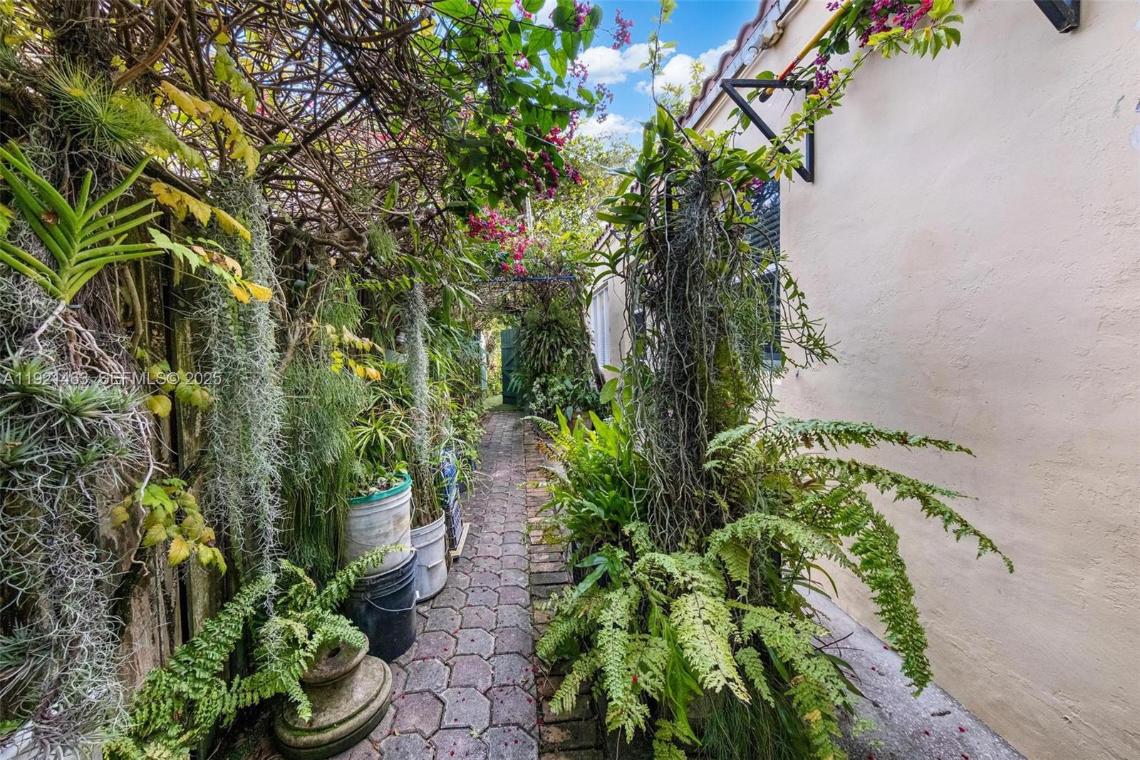 BILTMORE SUB - Residential