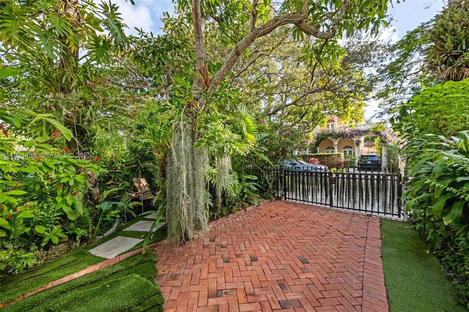 BILTMORE SUB - Residential