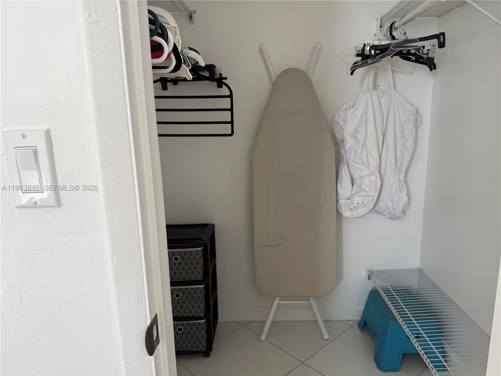 THE GREENS CONDO - Residential