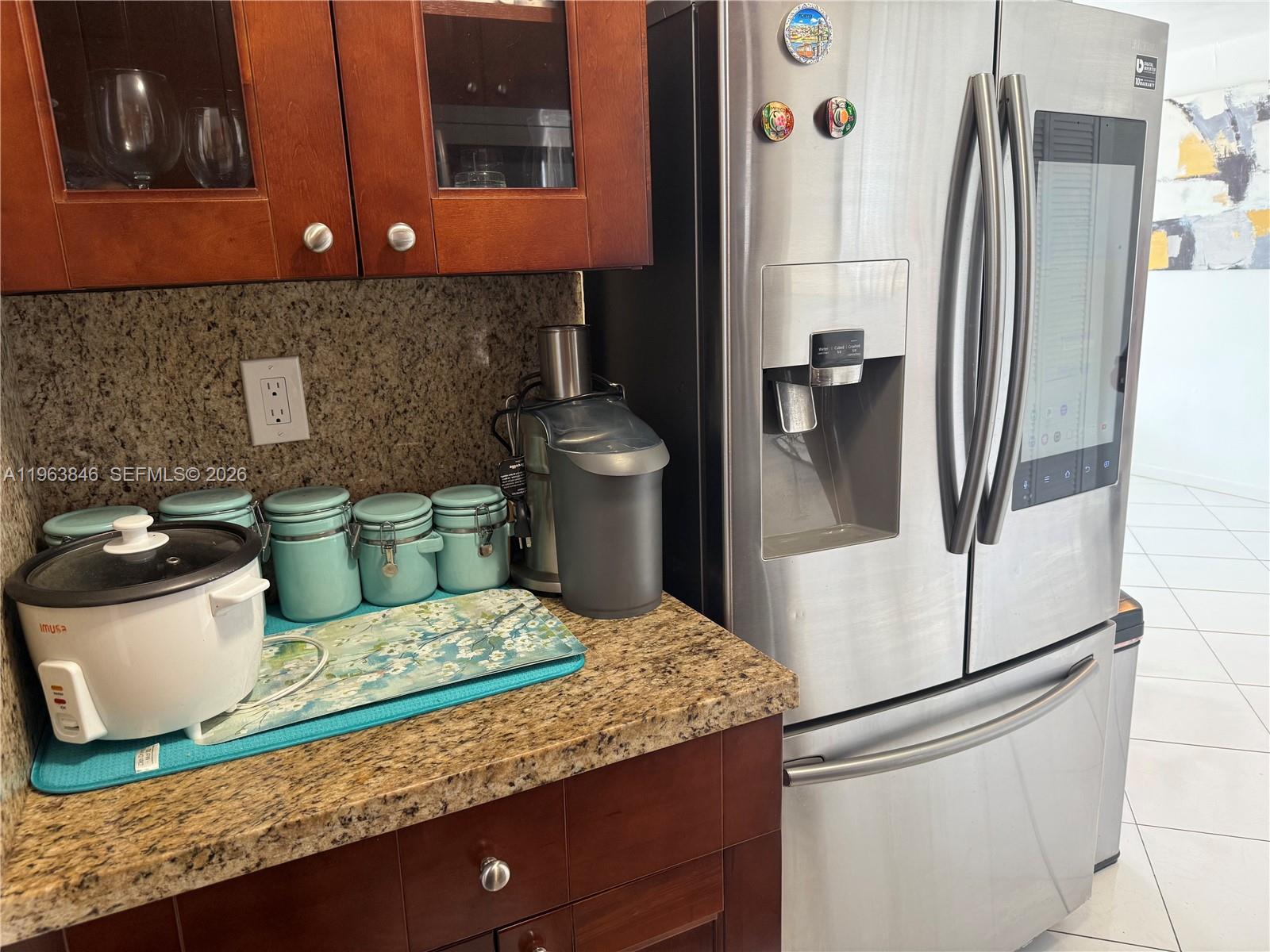 THE GREENS CONDO - Residential