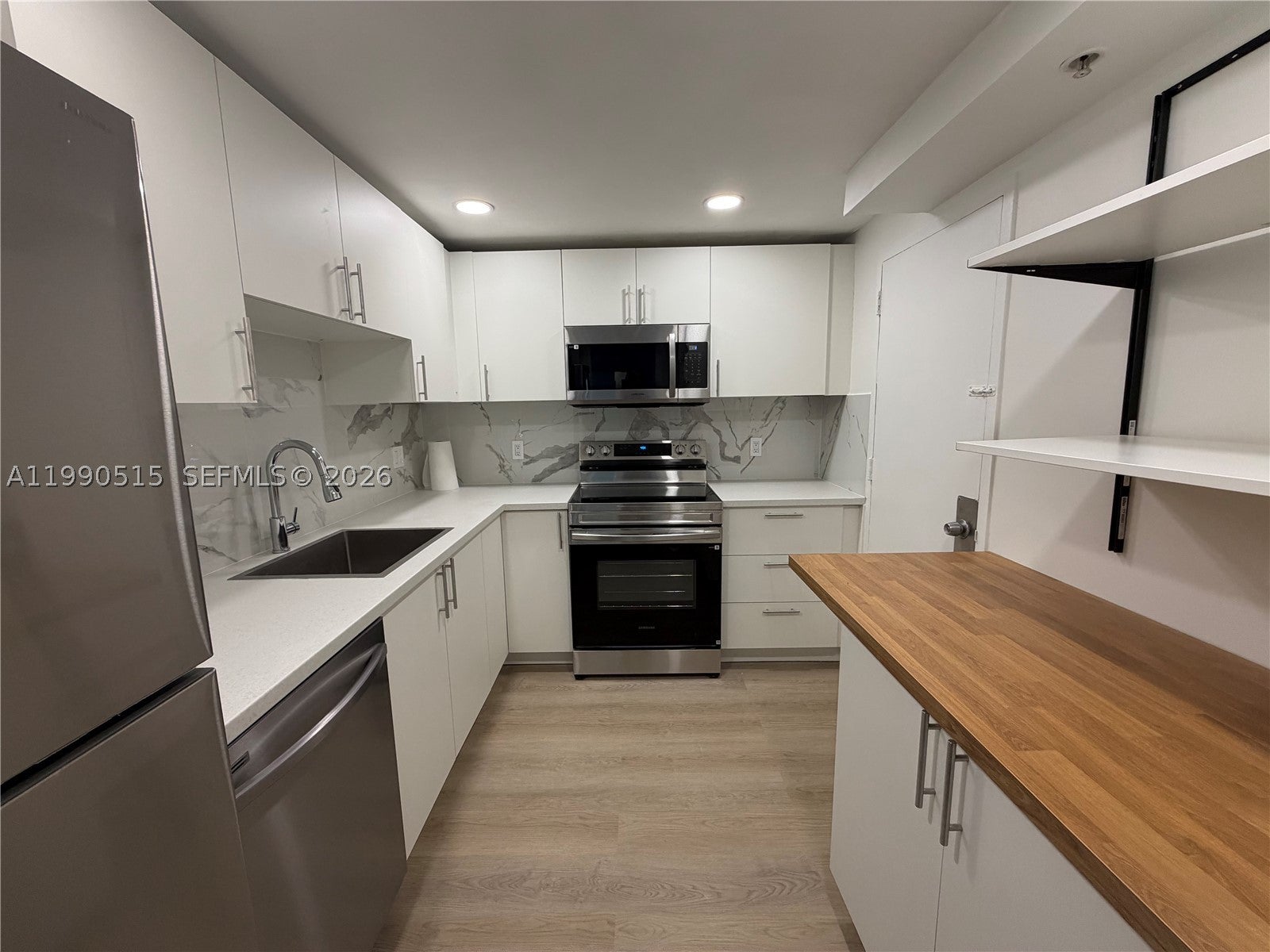 400 Kings Point Dr 604, Sunny Isles Beach FL 33160
