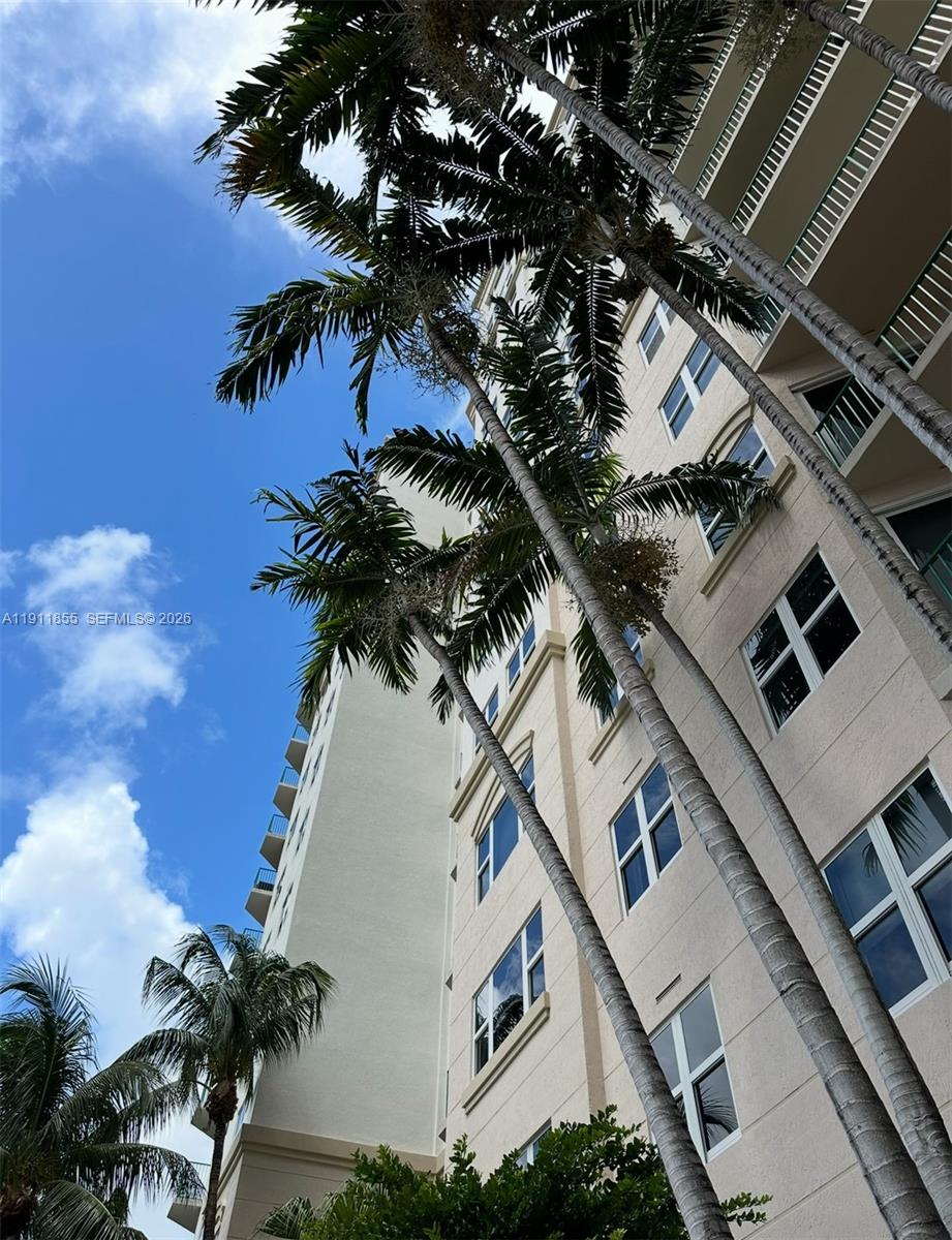 TURNBERRY VILLAGE SO TOWE - Residential