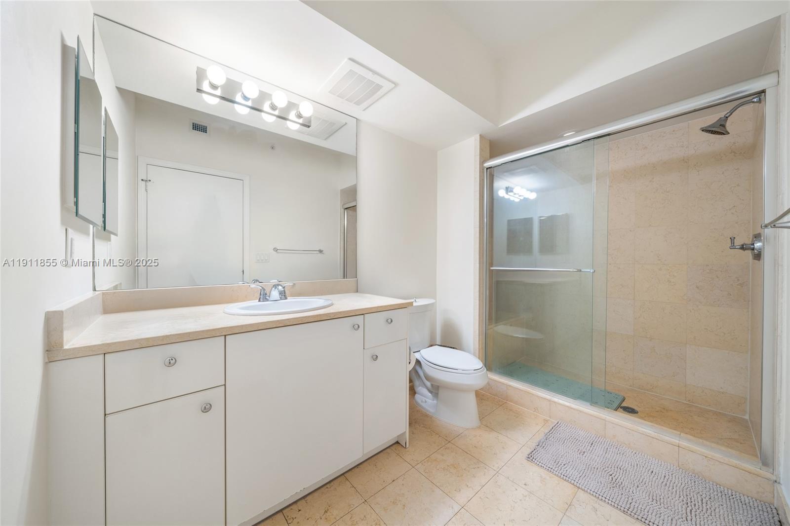 TURNBERRY VILLAGE SO TOWE - Residential