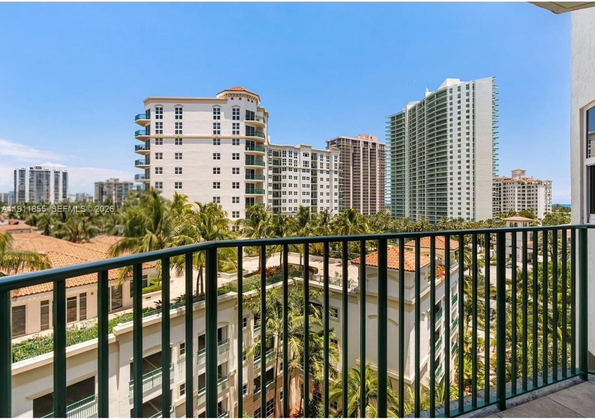 TURNBERRY VILLAGE SO TOWE - Residential