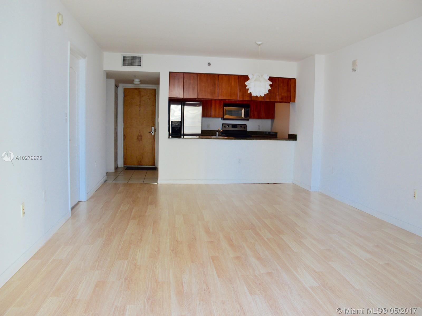 Club At Brickell Bay Plaz - Residential Lease