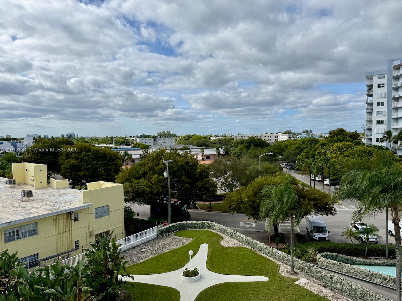 KING COLE CONDO - Residential Lease