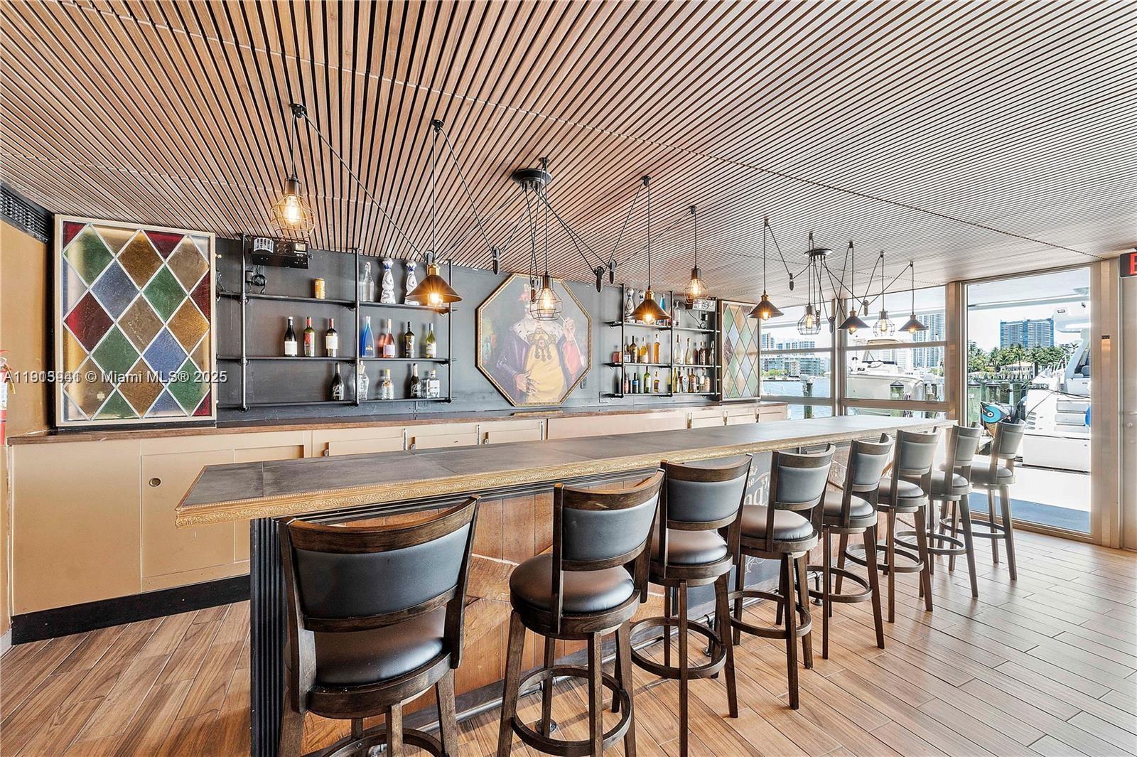 KING COLE CONDO - Residential Lease