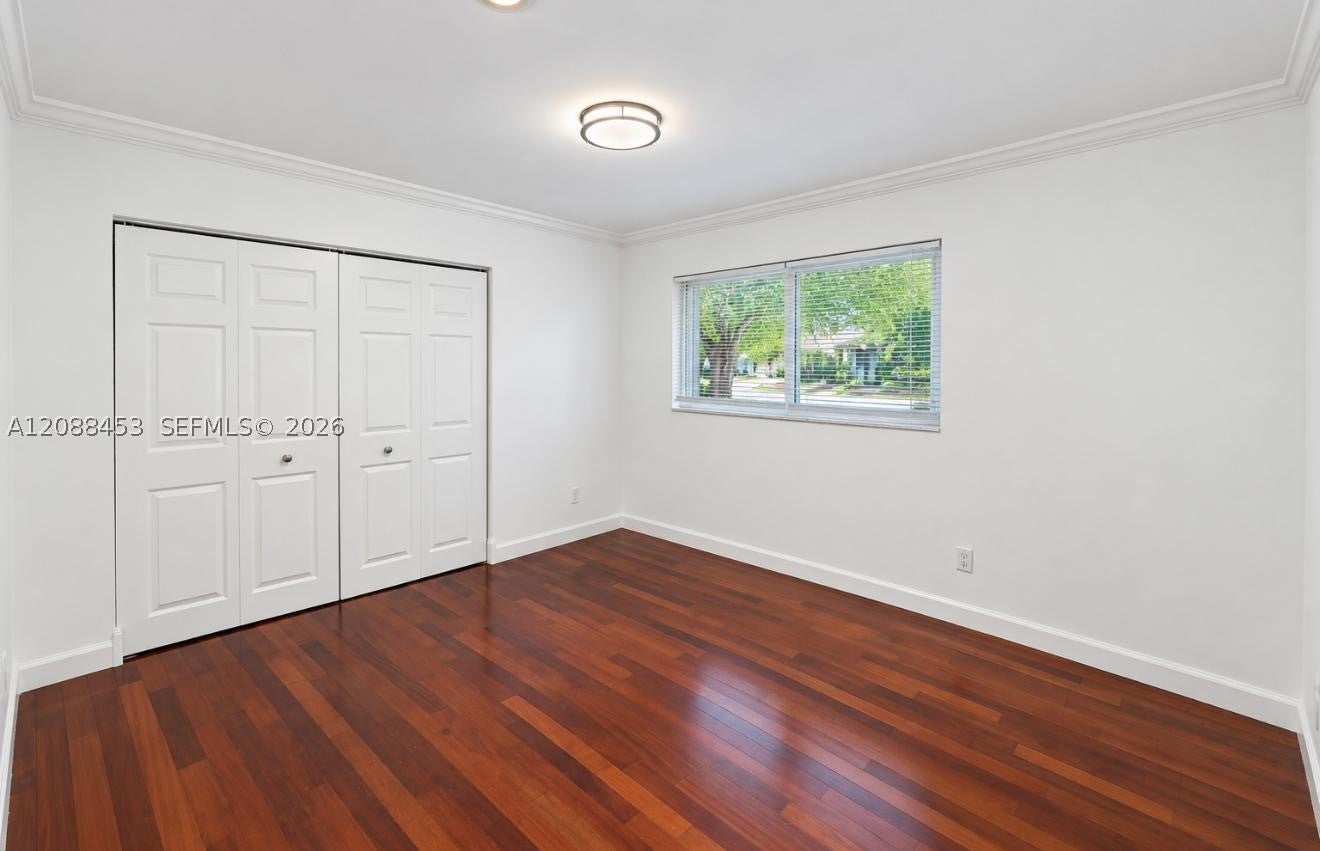 3239 W Trade Ave 2
