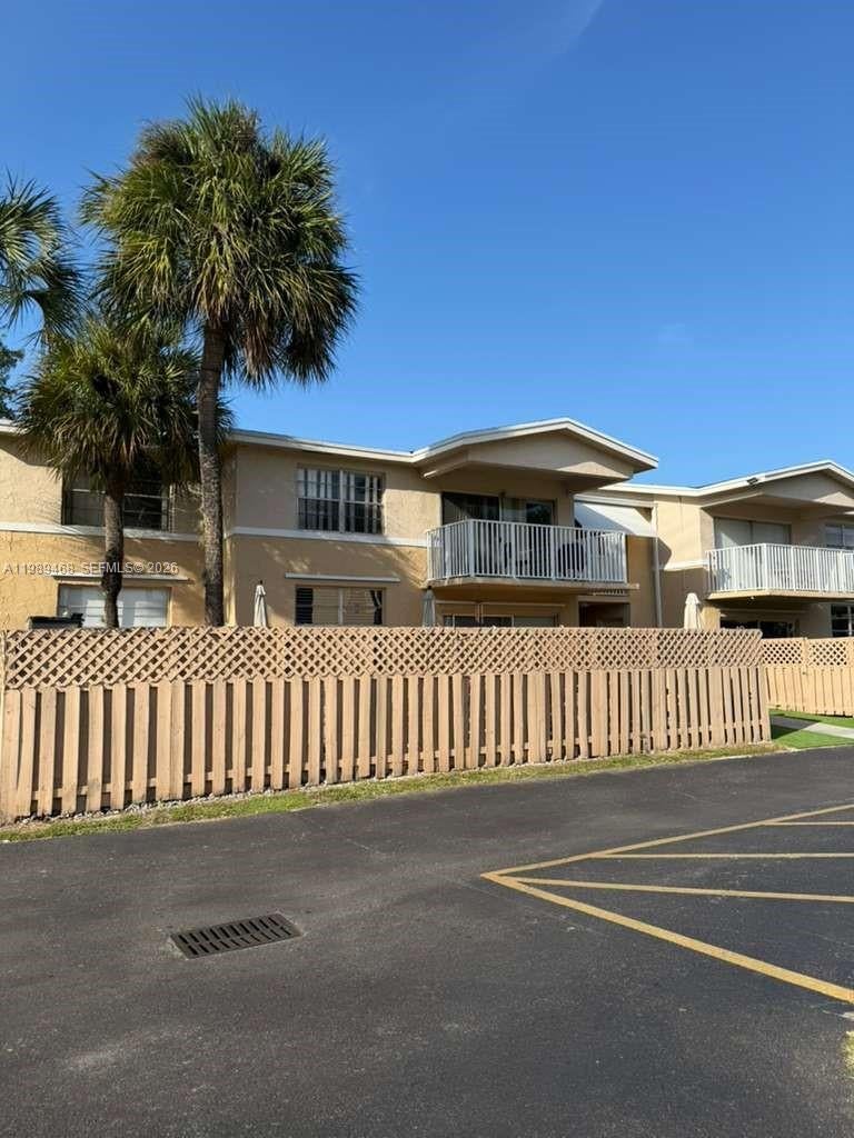 DORAL GARDENS CONDO - Residential