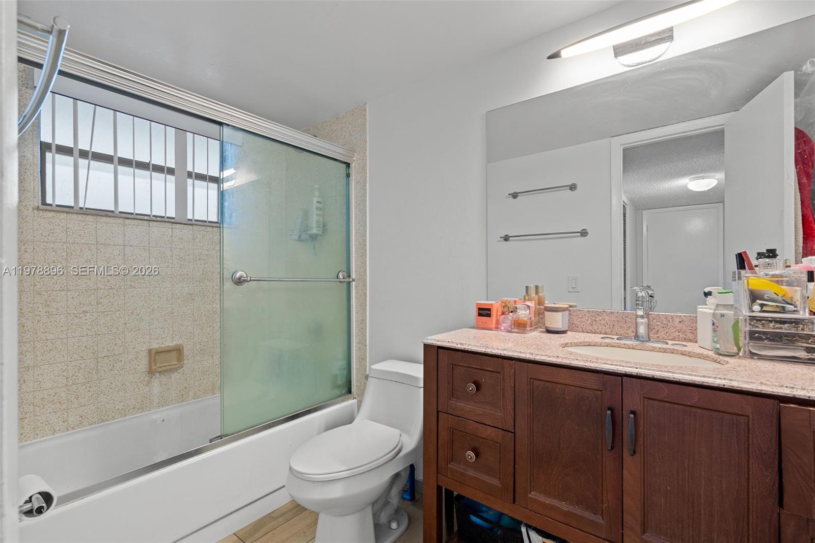 PARKVIEW PLAZA CONDO - Residential