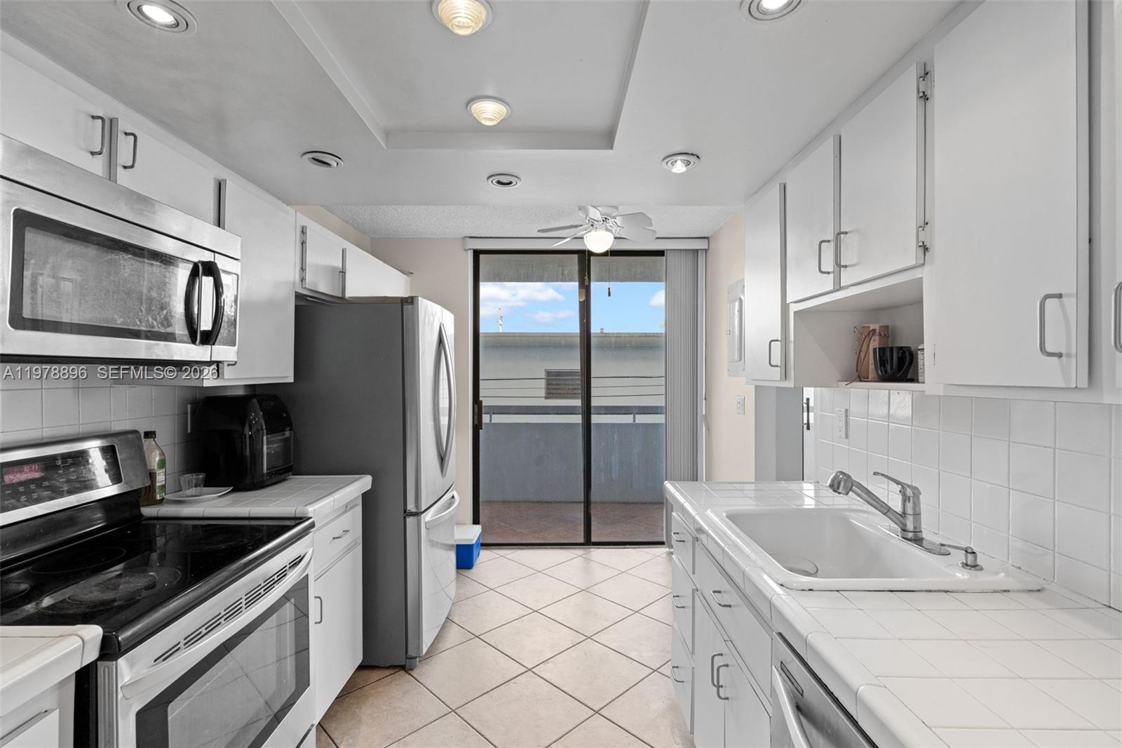 PARKVIEW PLAZA CONDO - Residential