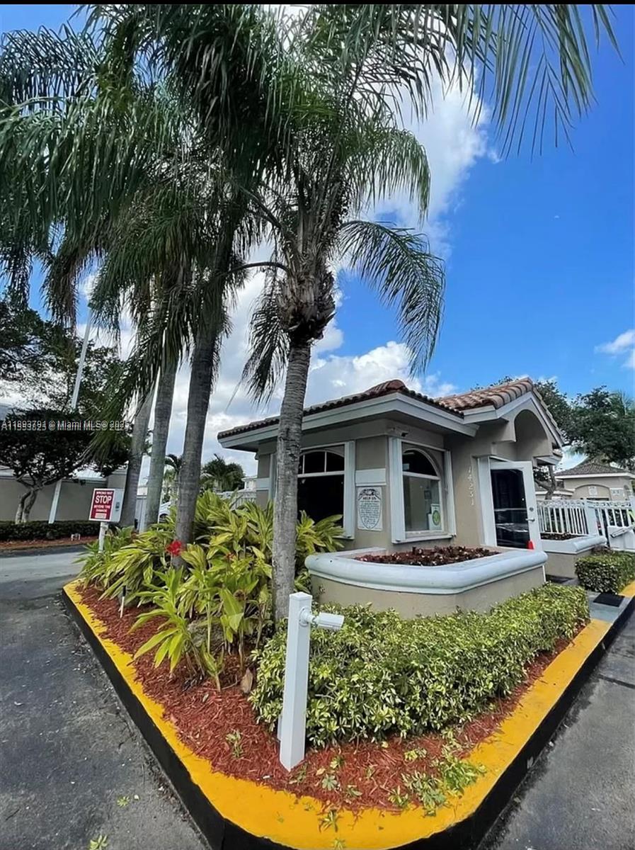 BONITA VILLAS CONDO - Residential