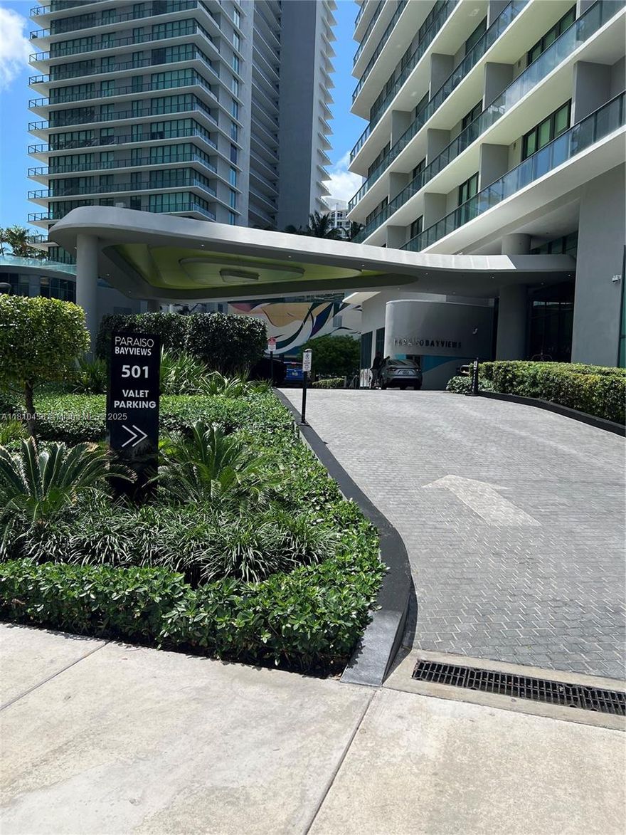 Remodeled, spectacular bay & ocean views features 3b/2b, 9+feet floor-ceiling windows, huge 500 sf balcony, Bosch kitchen appliances with new cabinets, new tile floor, custom built-in closets, foyer built-in consol with mirror, new shower enclosures, new recess lighting & fixtures & more.  Building has countless amenities includes a roof top pool on the 46th floor with 360-degree views, tennis courts, movie, spa, kids, billiard & party rooms, state of the art fitness center, BBQ area, additional pool on the 5thfloor, business center, basketball court.  Paraiso District, an over 12 acres development project consists of a bay-front park, boardwalk & the famous AMARA restaurant in a superb location walking distance to Midtown, the Design District & Wynwood. Come see it! You'll love it!