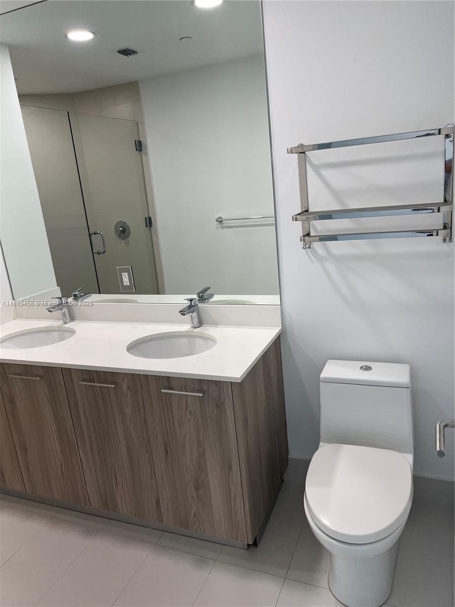 PARAISO BAYVIEWS CONDO - Residential