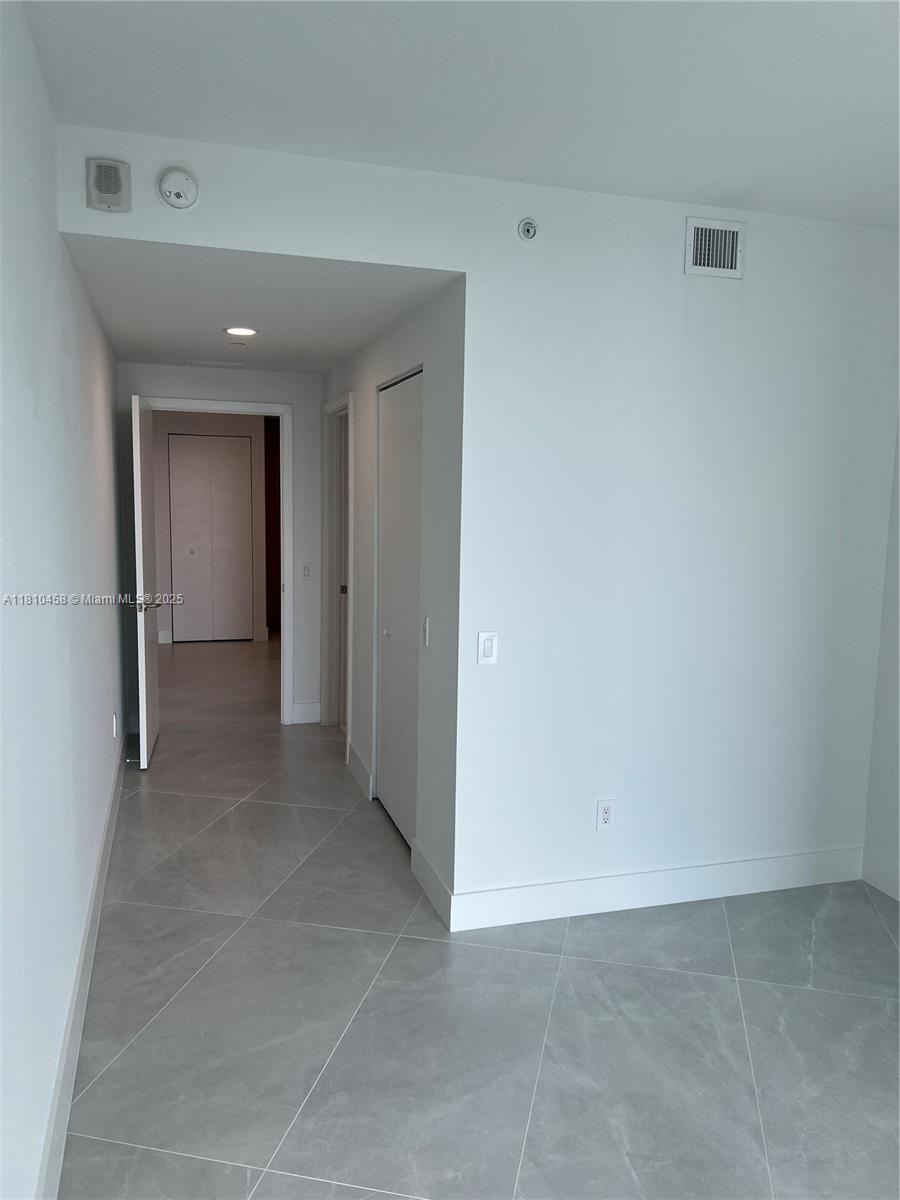 PARAISO BAYVIEWS CONDO - Residential