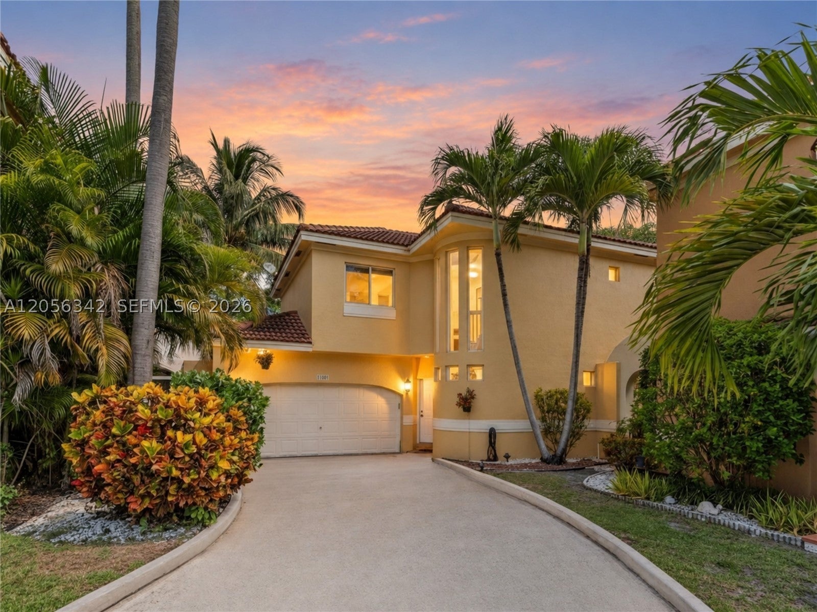 11407 Lakeview Dr