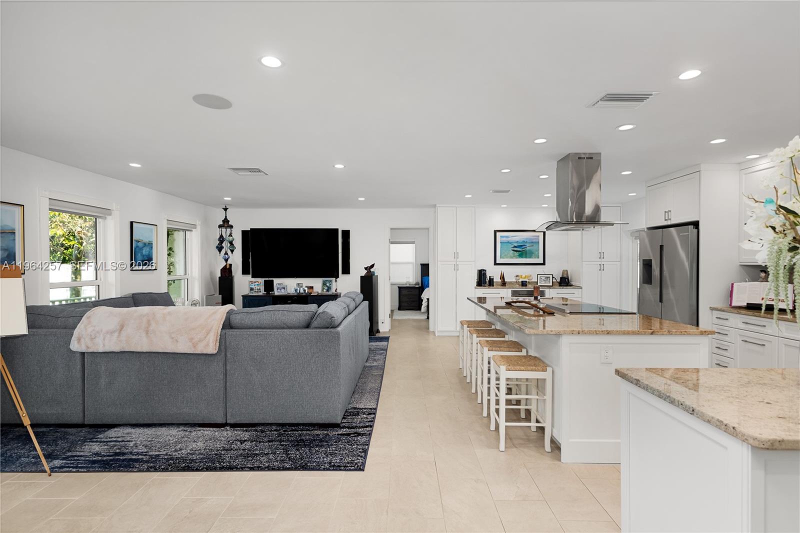 CORAL SPRINGS COUNTRY CLU - Residential