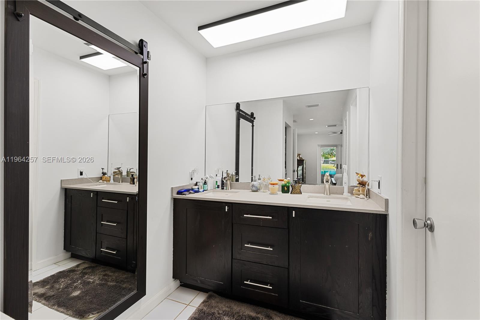 CORAL SPRINGS COUNTRY CLU - Residential