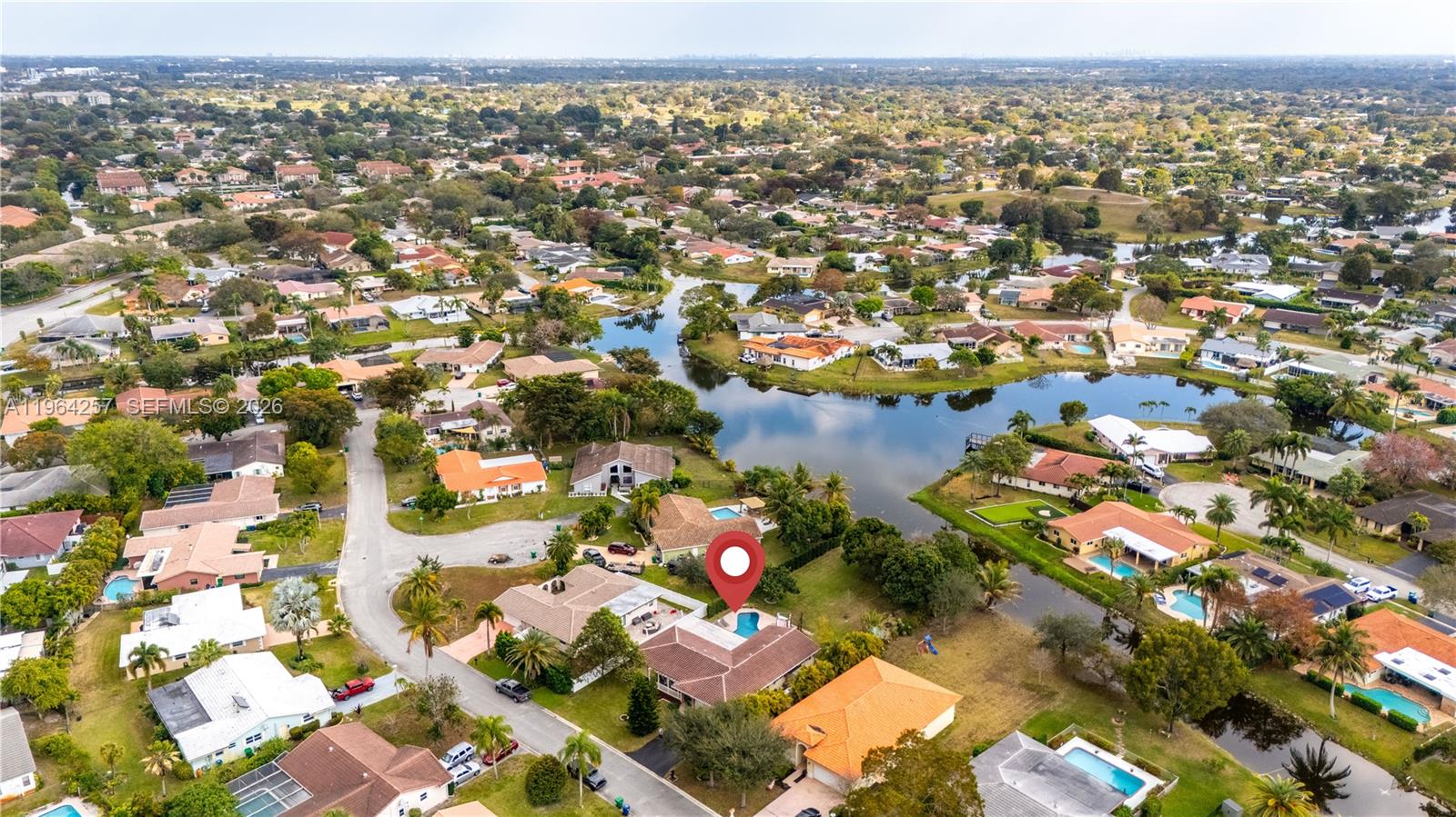 CORAL SPRINGS COUNTRY CLU - Residential