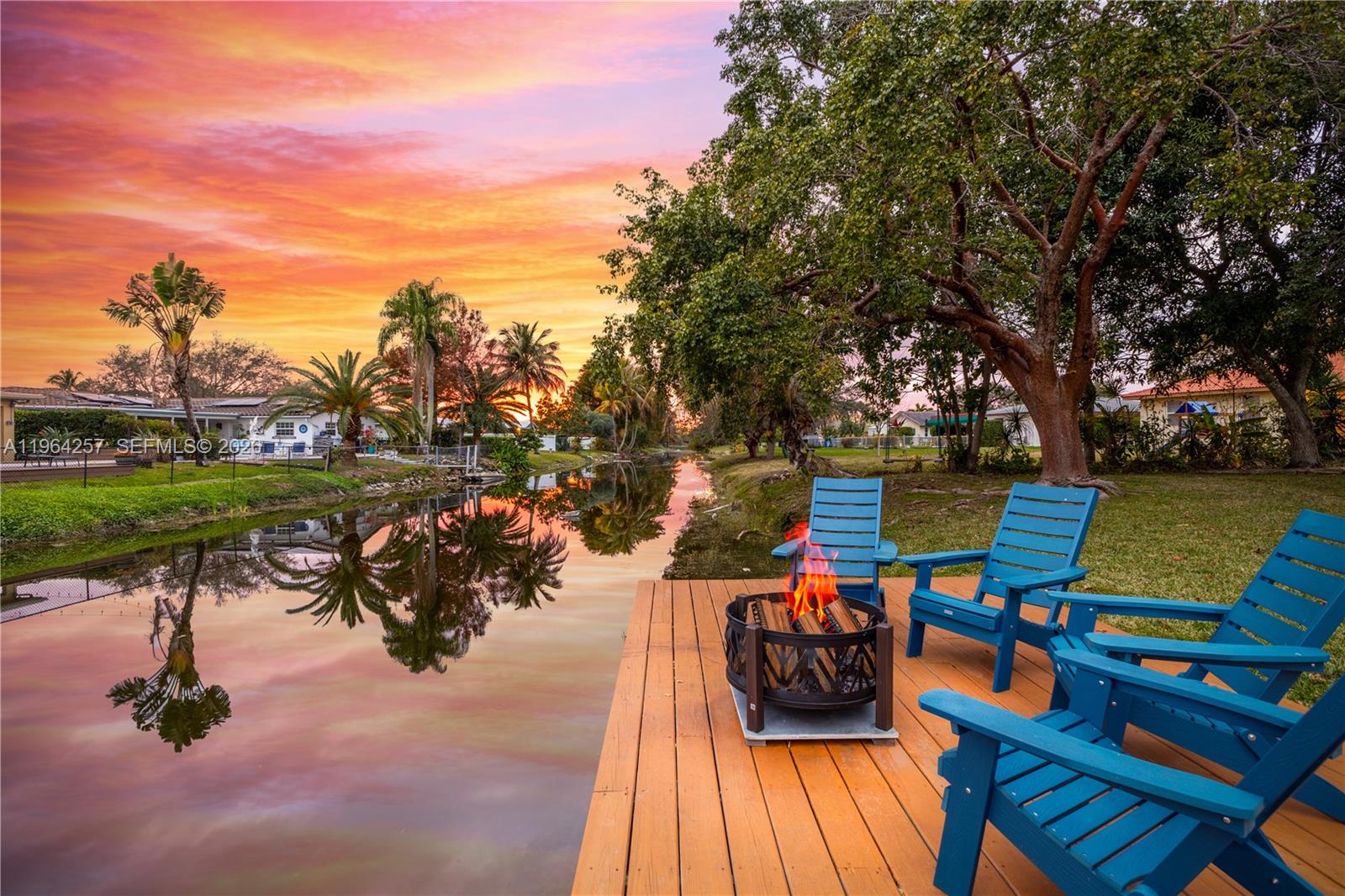 CORAL SPRINGS COUNTRY CLU - Residential