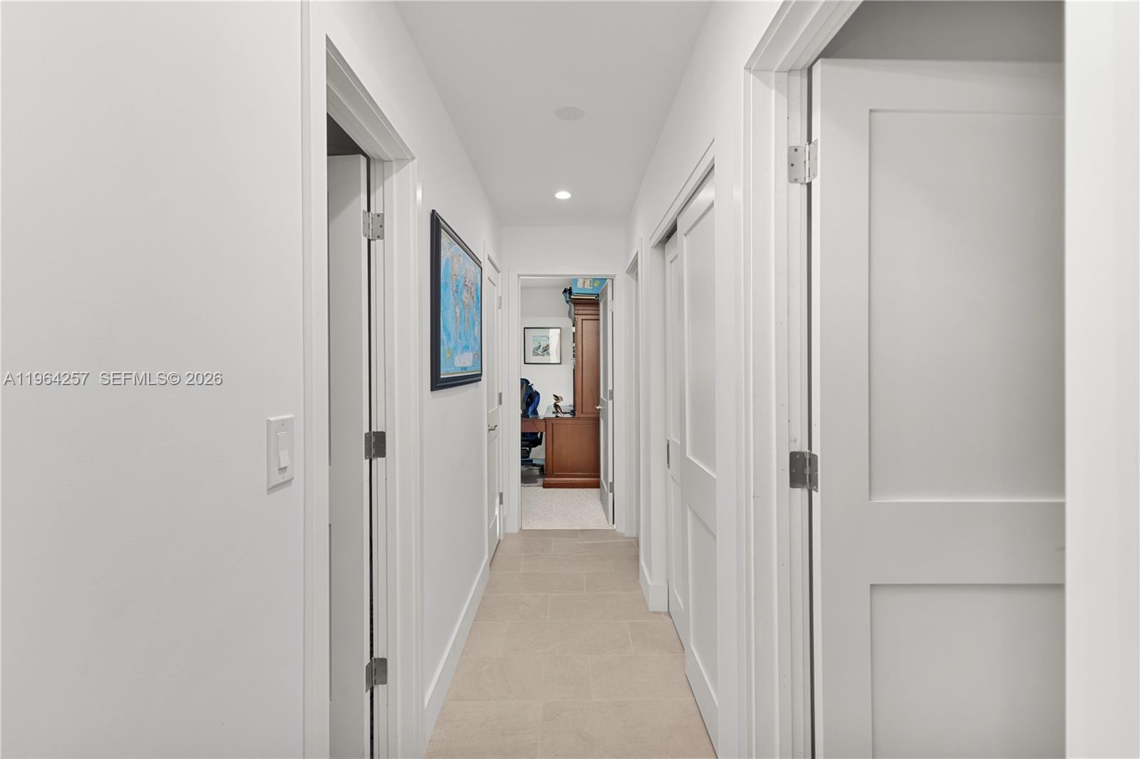 CORAL SPRINGS COUNTRY CLU - Residential