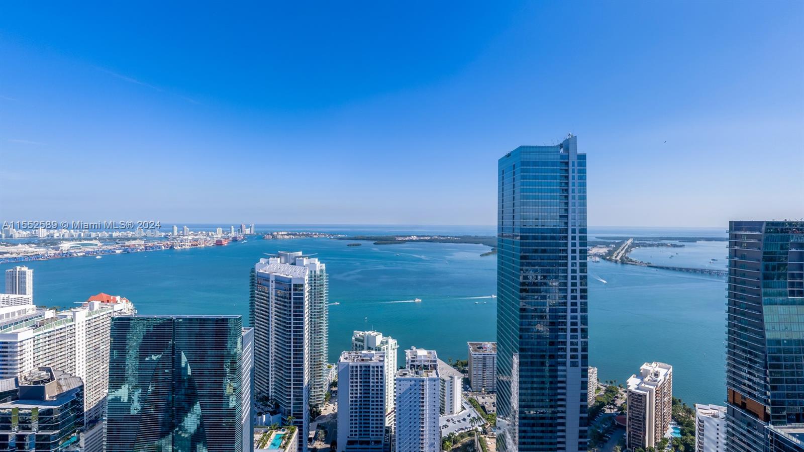 CIPRIANI RESIDENCES - Residential