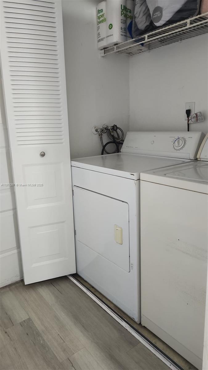 LAS VISTAS AT DORAL CONDO - Residential