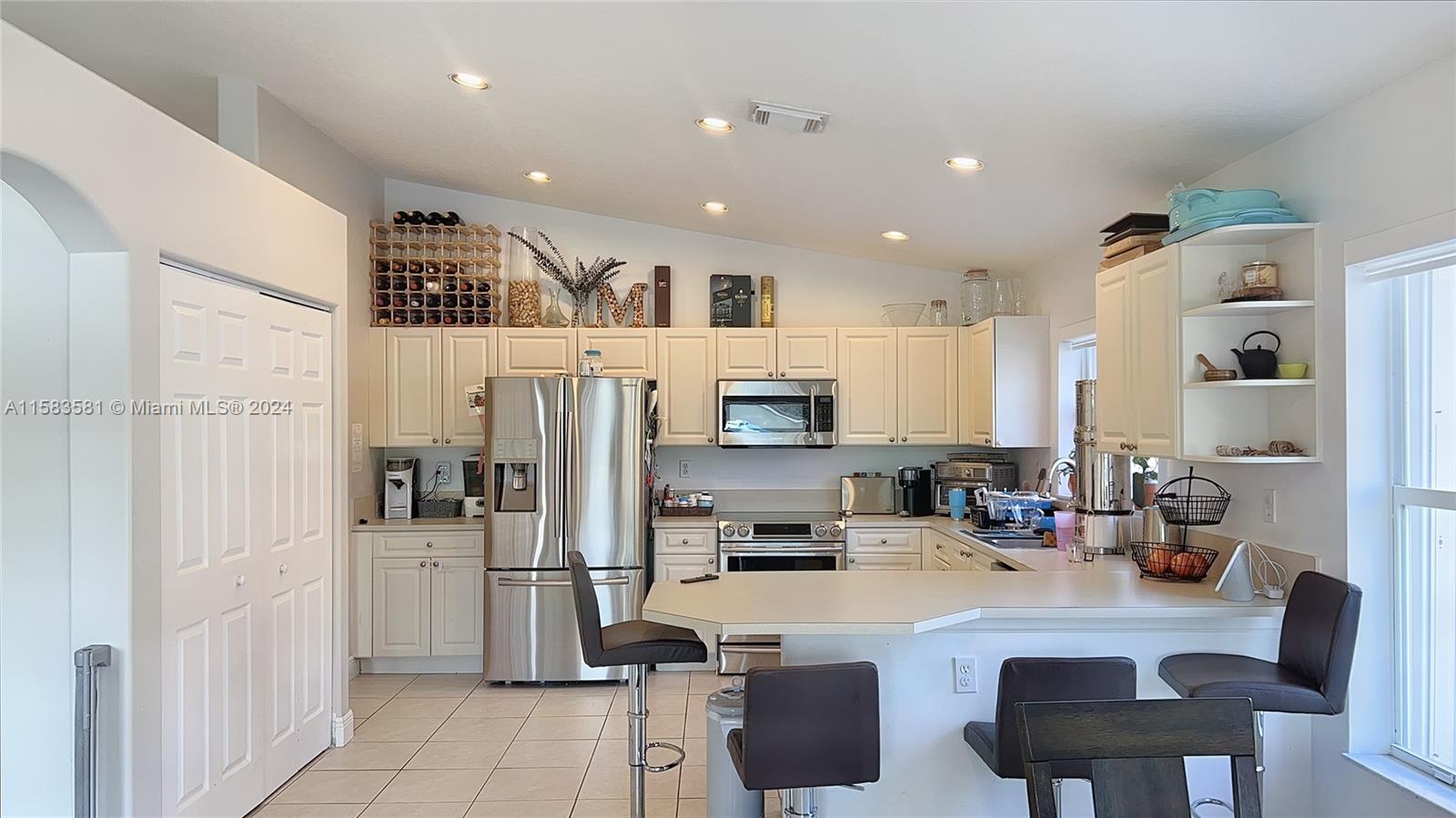 SILVER LAKES NORTH - Residential Lease