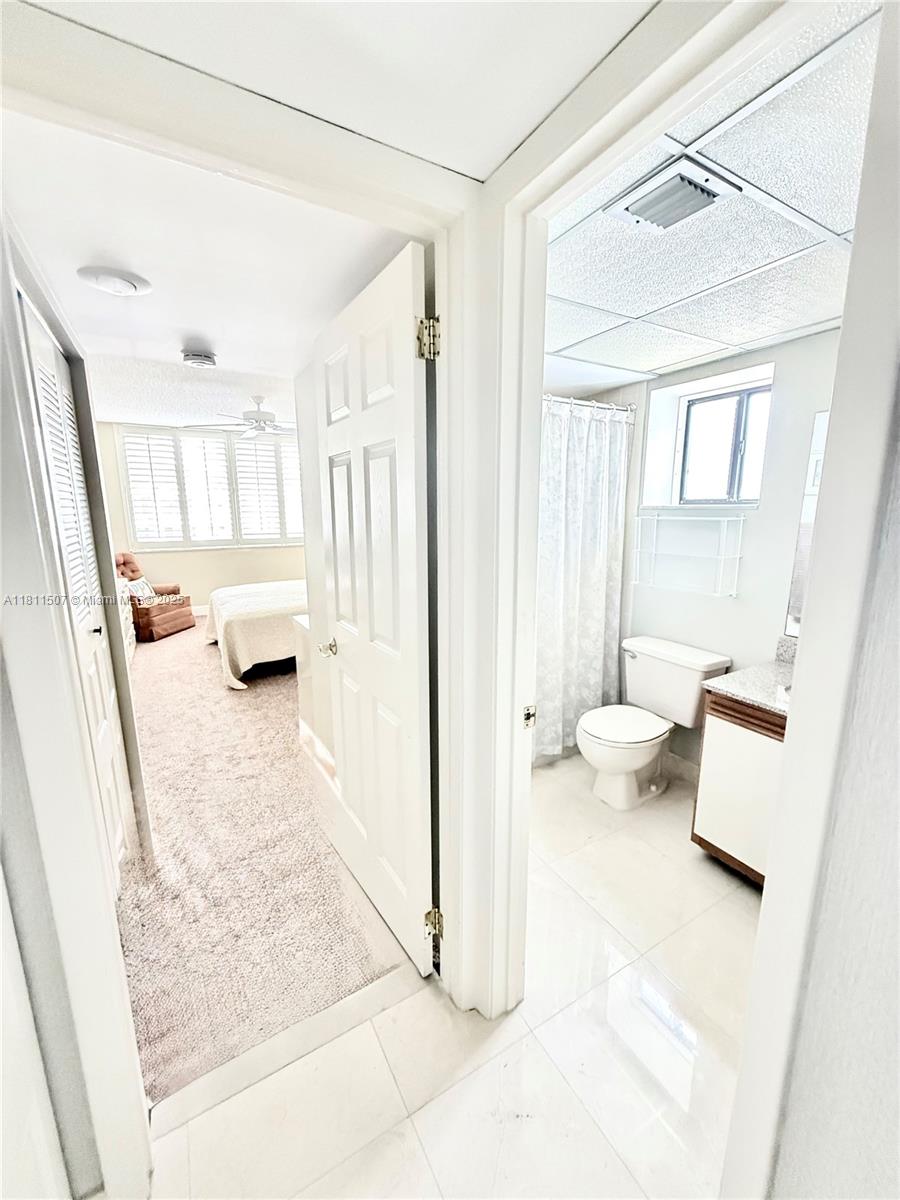 SHERIDAN BY THE BEACH CON - Residential