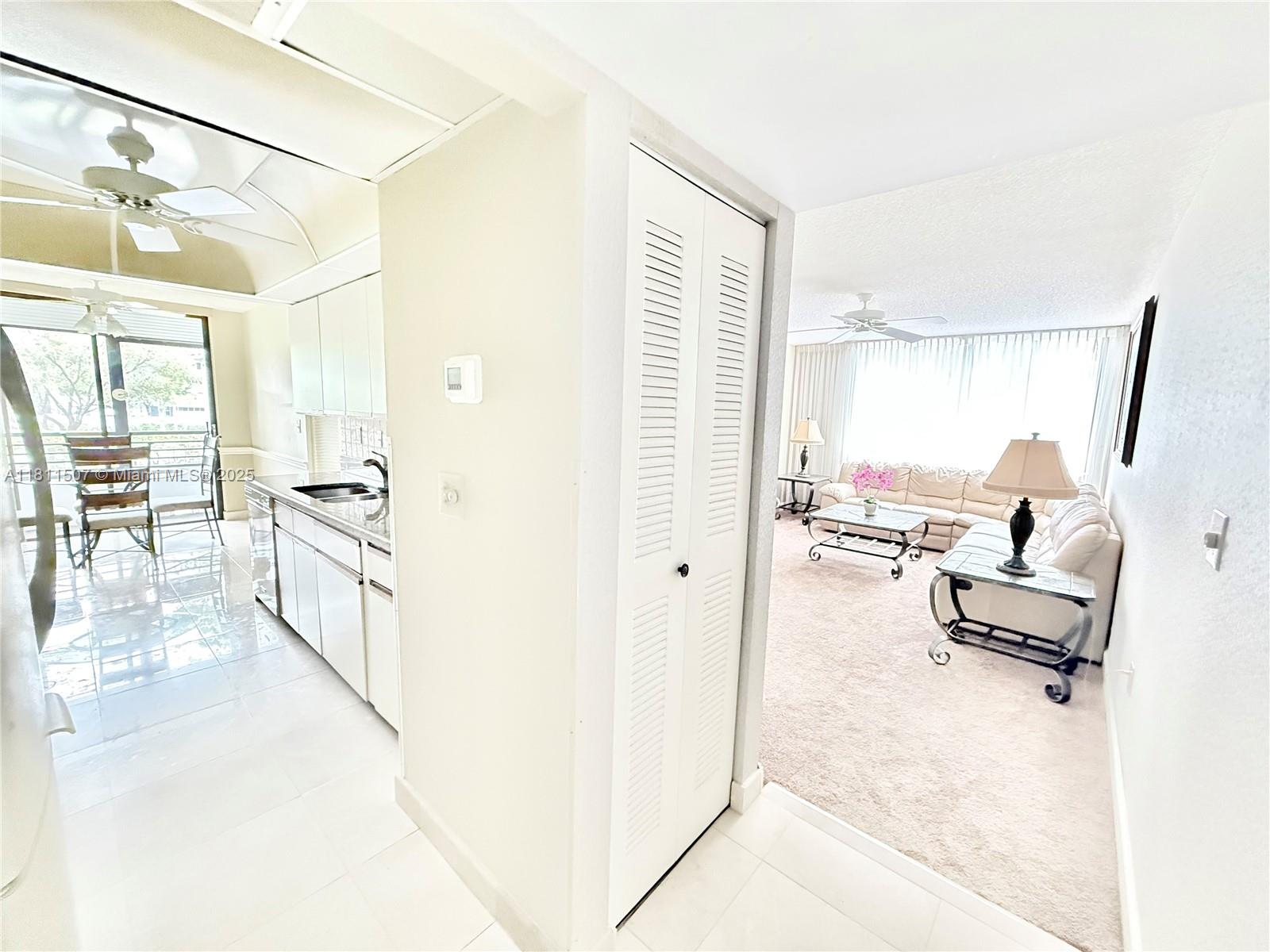 SHERIDAN BY THE BEACH CON - Residential