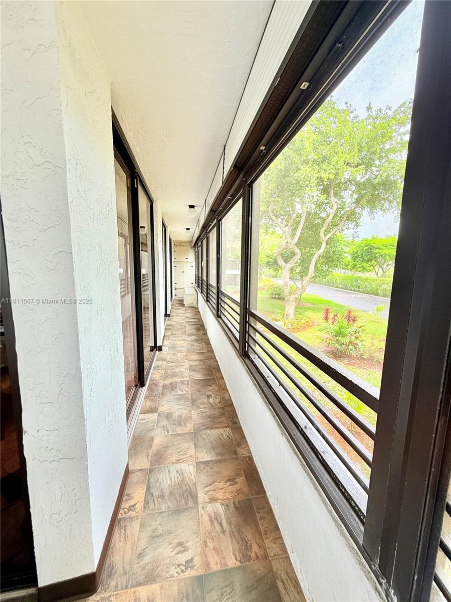 SHERIDAN BY THE BEACH CON - Residential