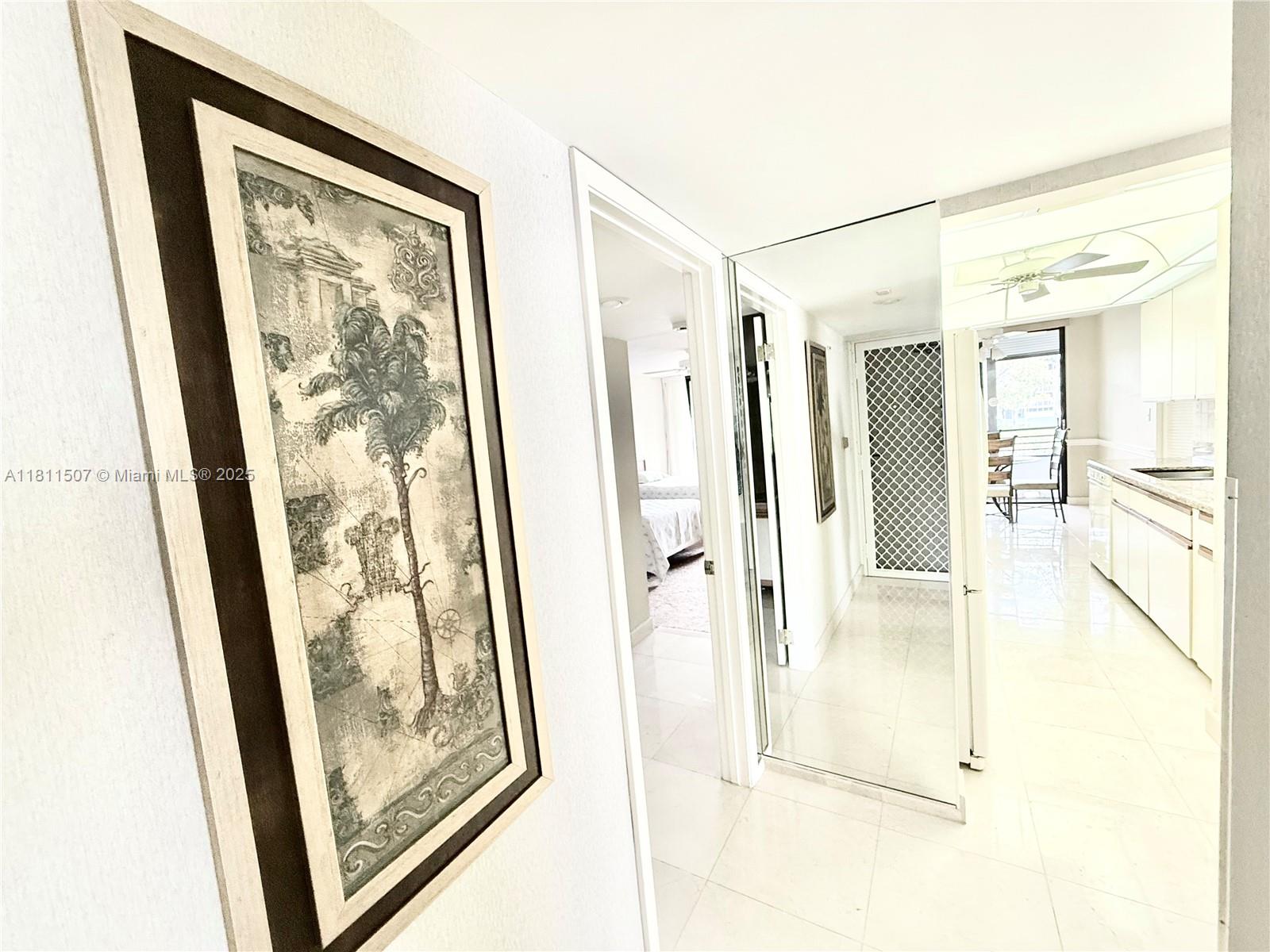 SHERIDAN BY THE BEACH CON - Residential