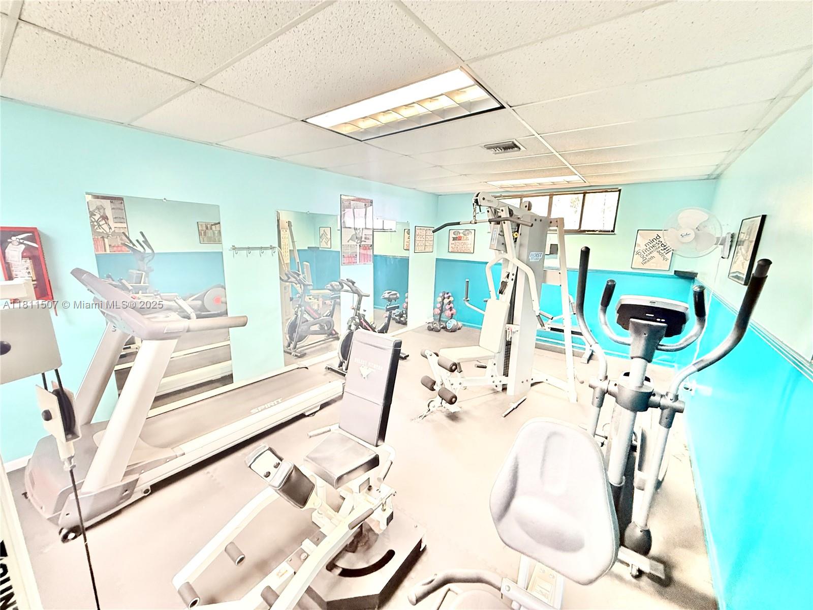 SHERIDAN BY THE BEACH CON - Residential