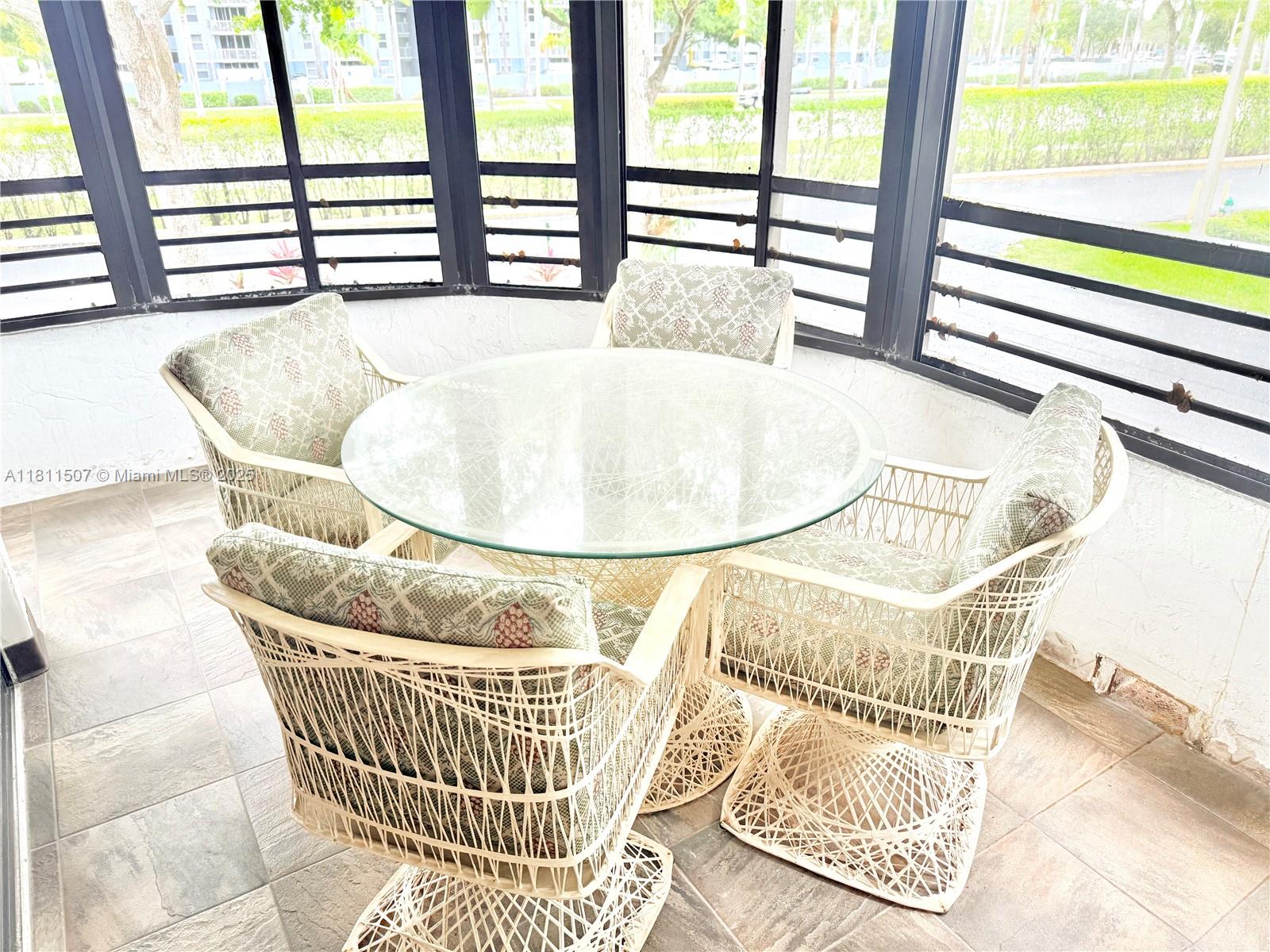 SHERIDAN BY THE BEACH CON - Residential