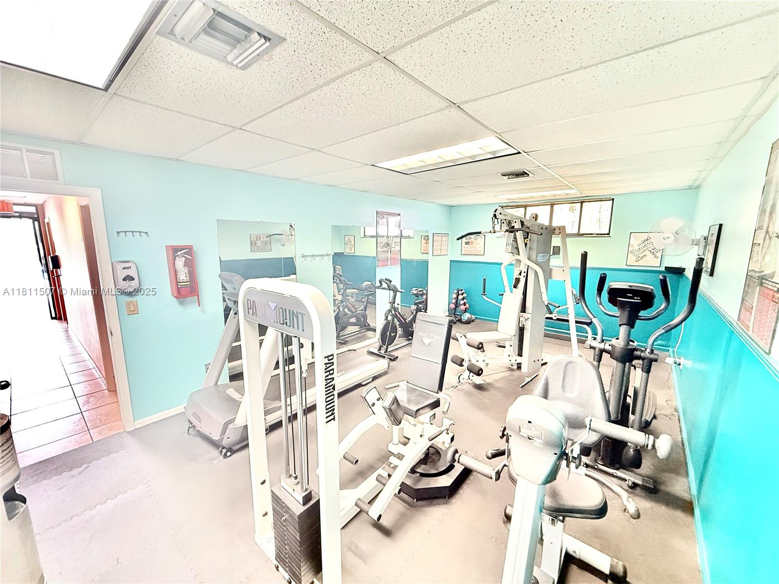 SHERIDAN BY THE BEACH CON - Residential