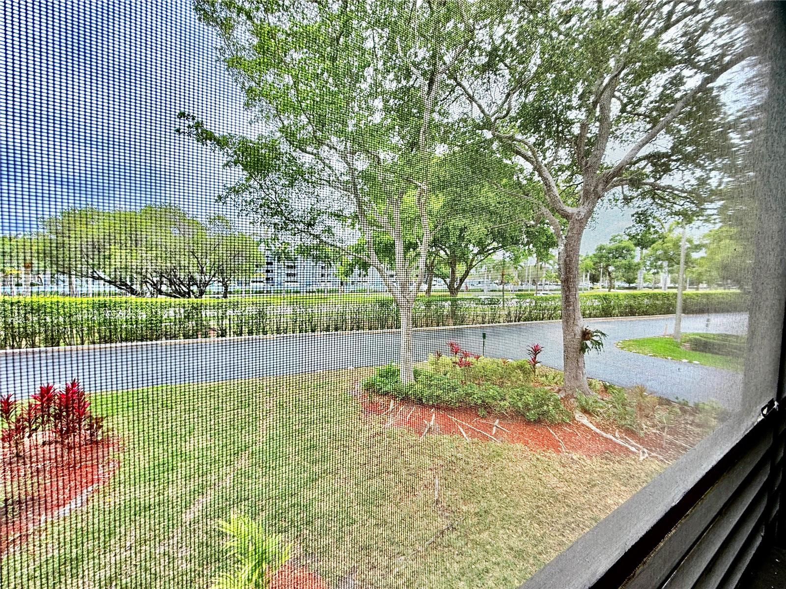 SHERIDAN BY THE BEACH CON - Residential