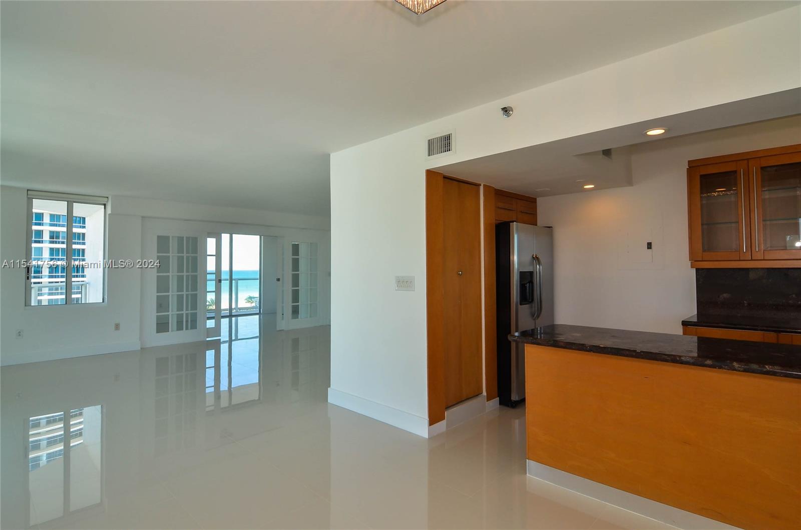 Rental Property at 5900 Collins Av Ave 1008, Miami Beach, Miami-Dade County, Florida - Bedrooms: 3 
Bathrooms: 2  - $5,200 MO.