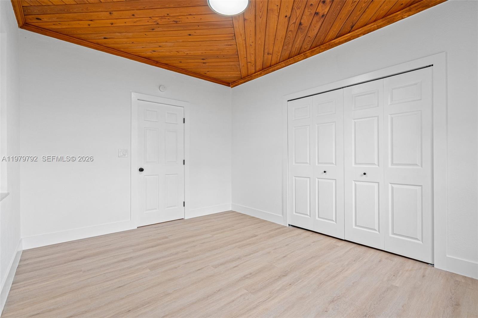 Acreage - Residential