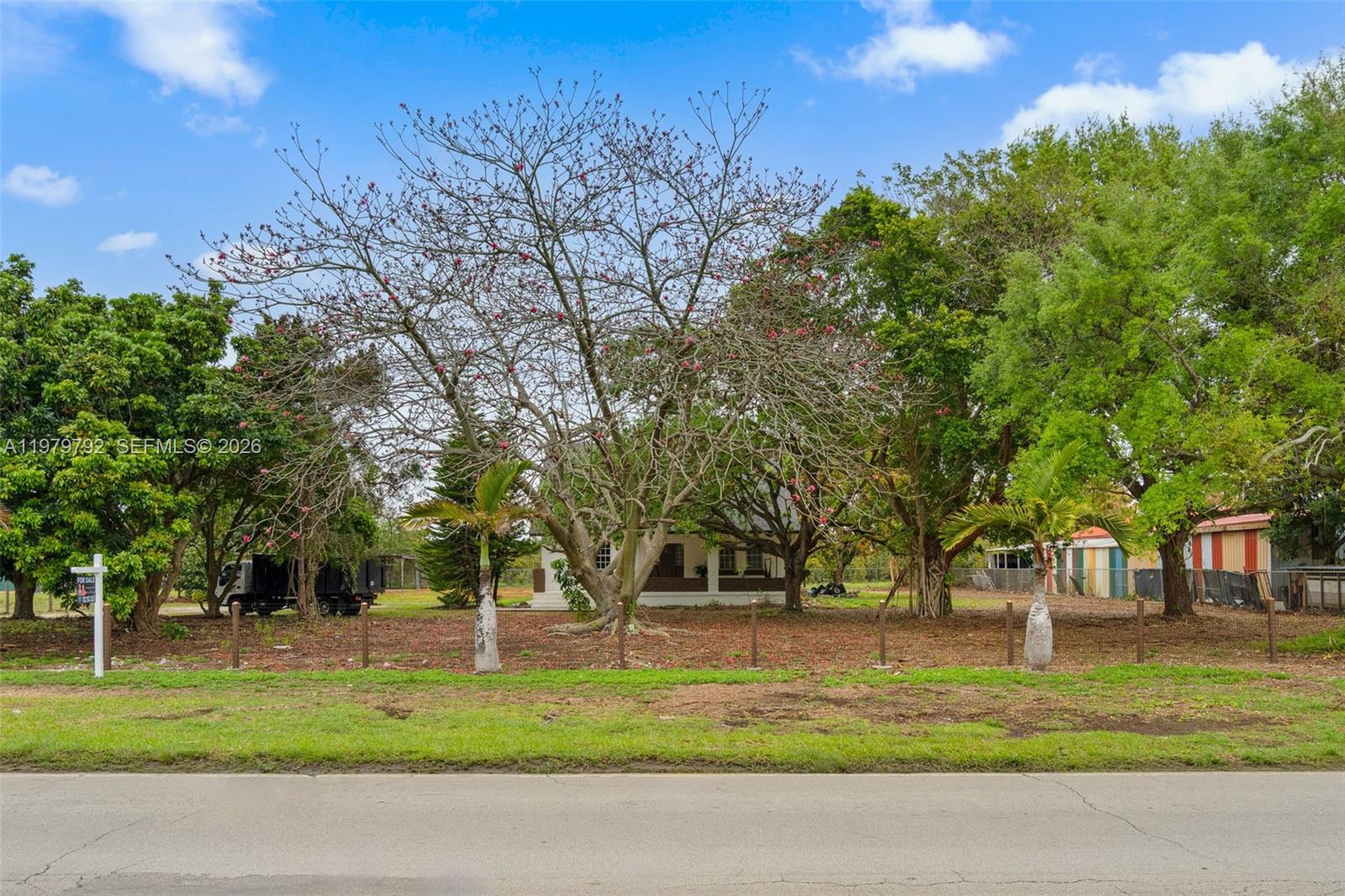 Acreage - Residential