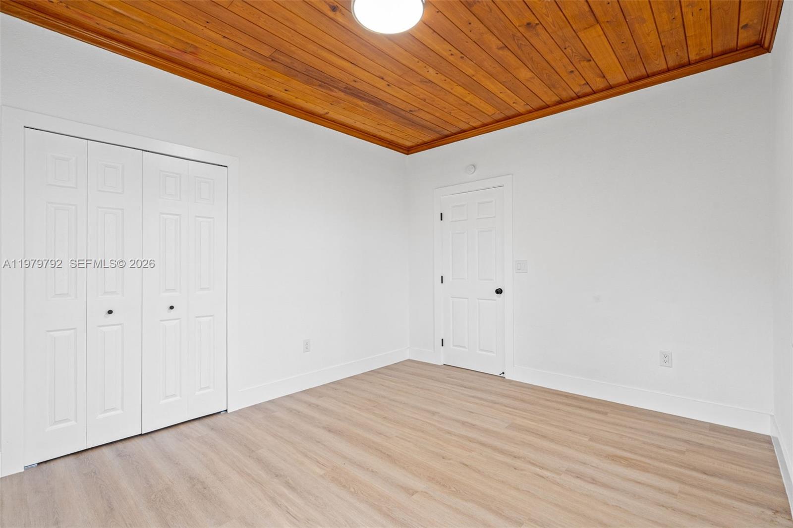 Acreage - Residential