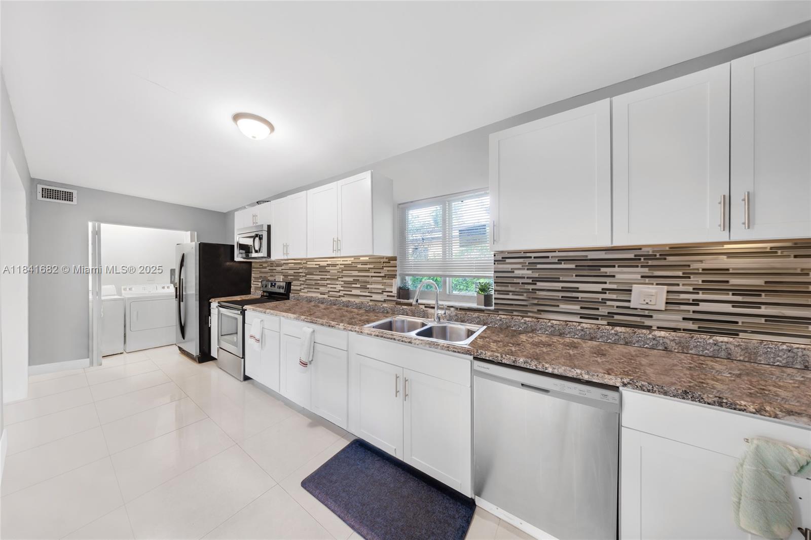 SUNKIST GROVE - Residential