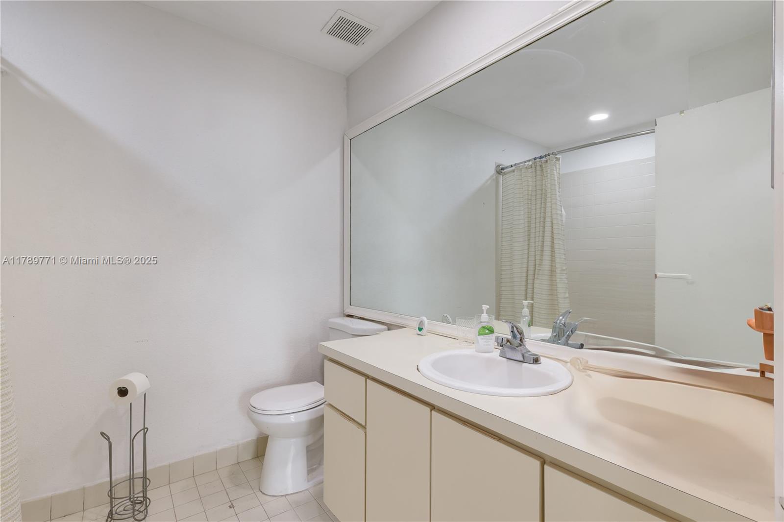 TURTLE BAY SEC 1 - Residential