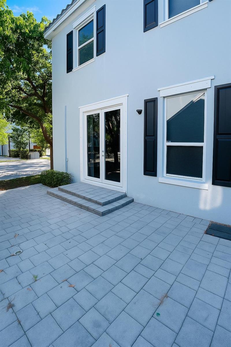 KENDALL COMMONS RESIDENTI - Residential