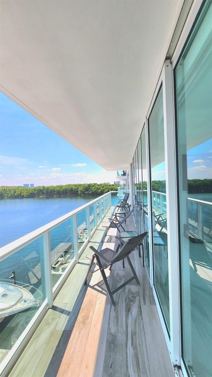 400 Sunny Isles Blvd 515