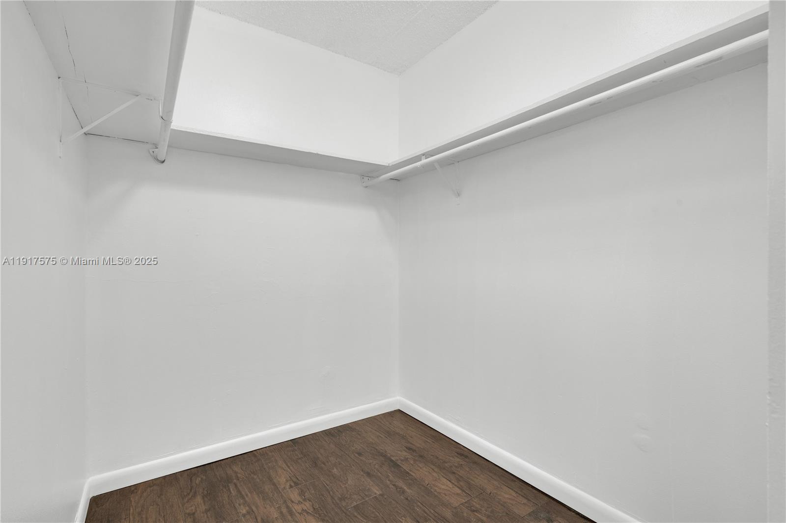 KEYSTONE TOWERS CONDO - Residential