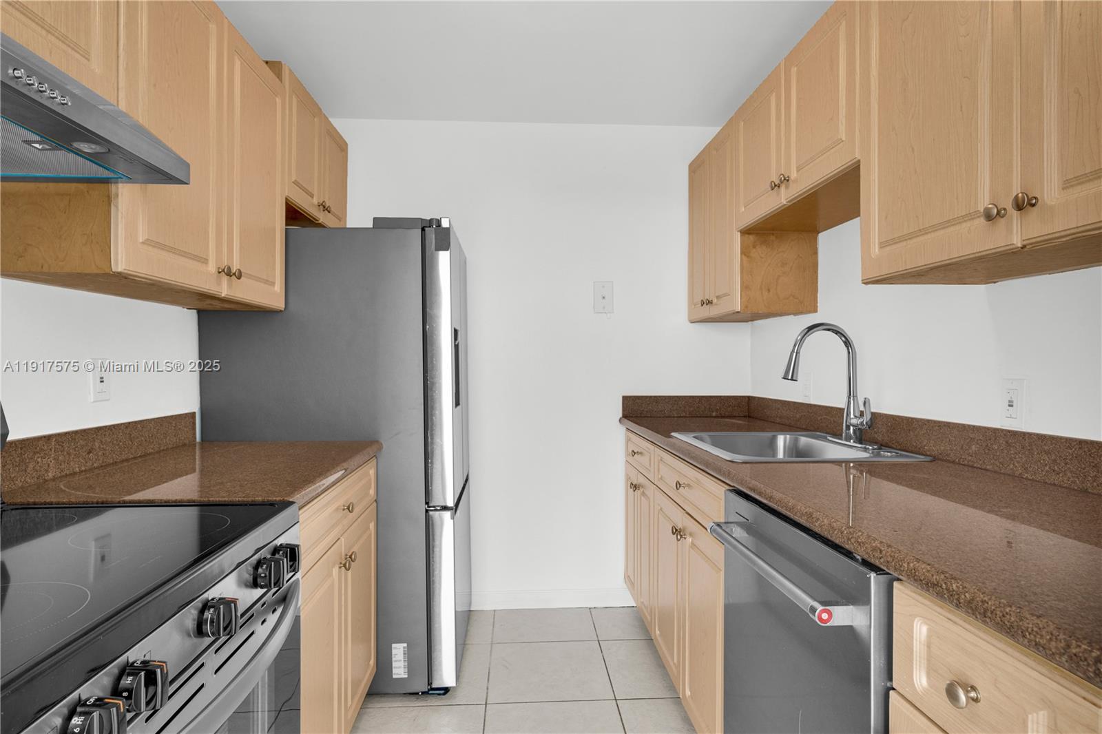 KEYSTONE TOWERS CONDO - Residential