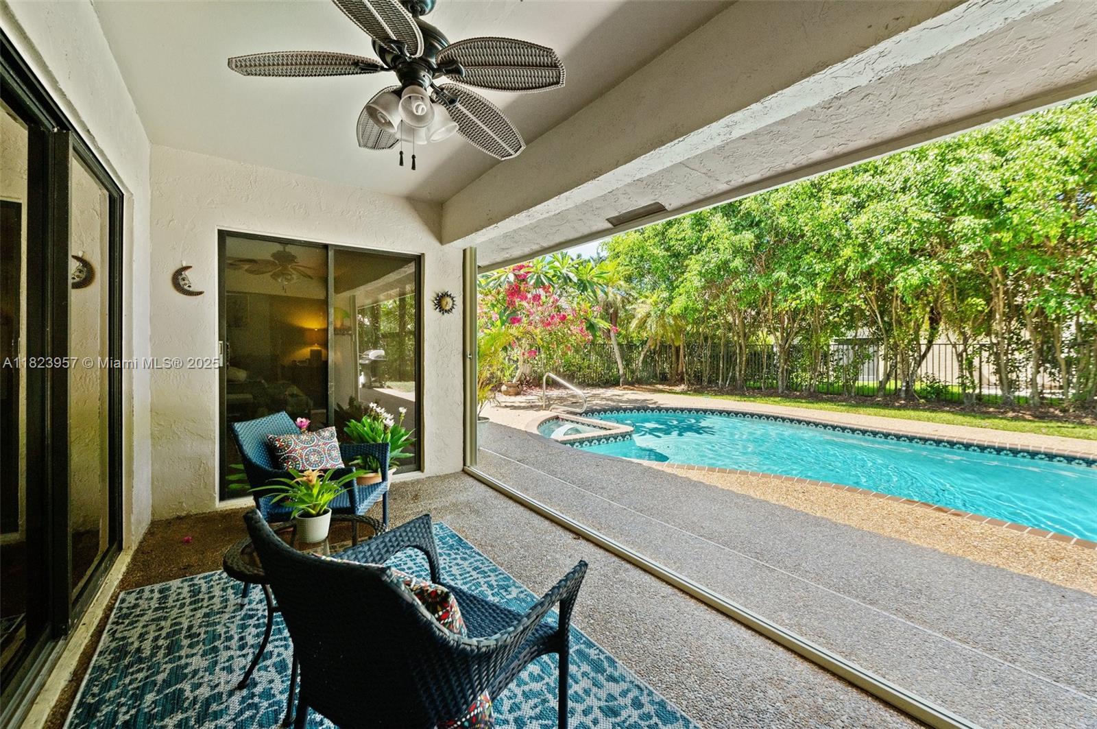 Oaks 1 - Residential