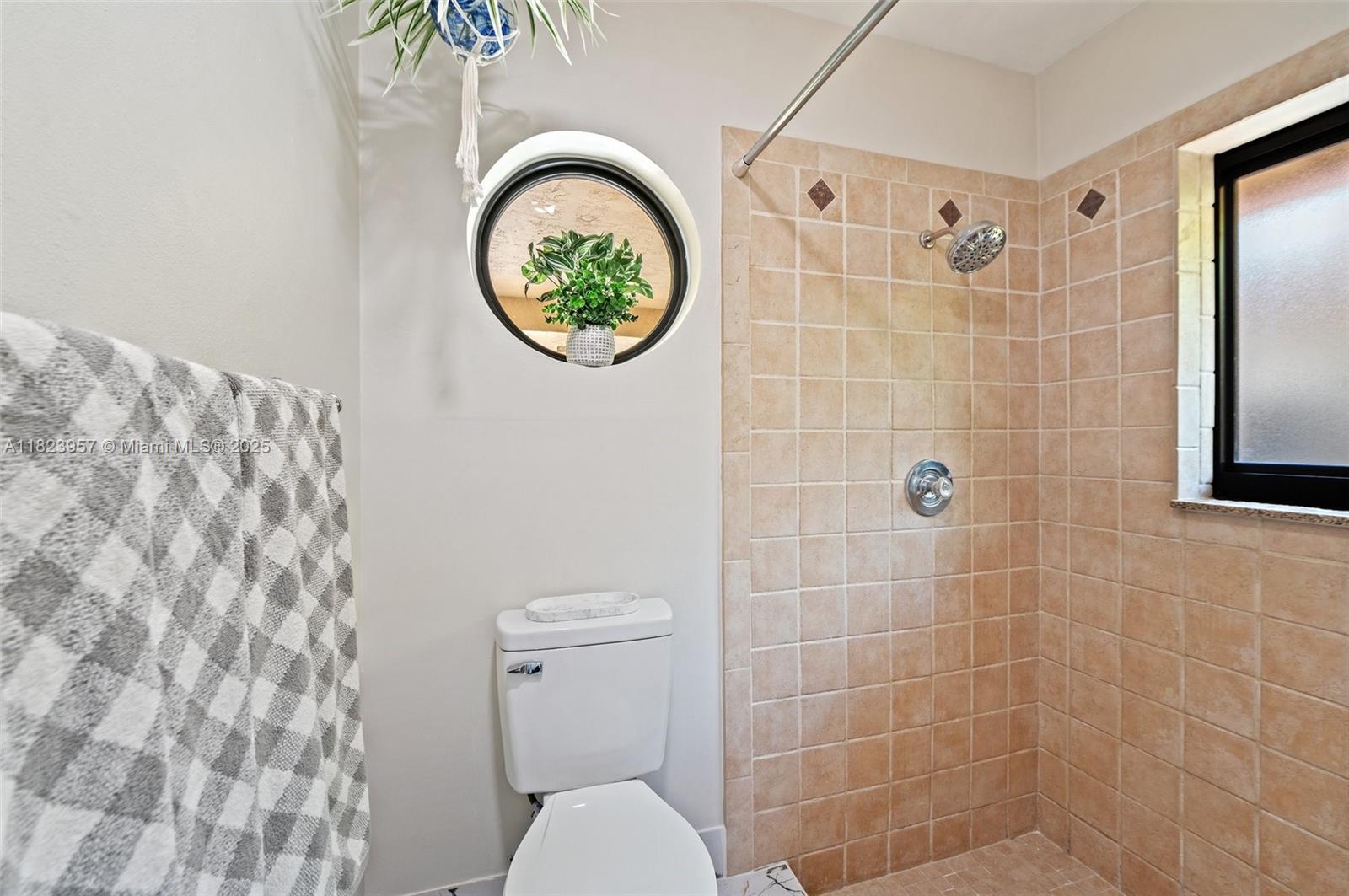 Oaks 1 - Residential