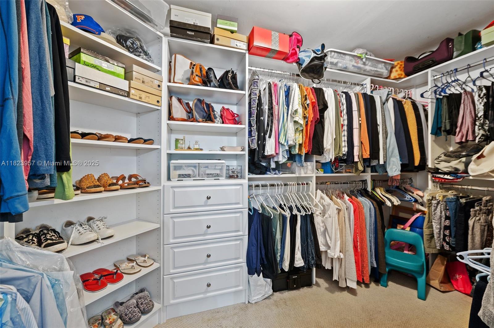 Oaks 1 - Residential