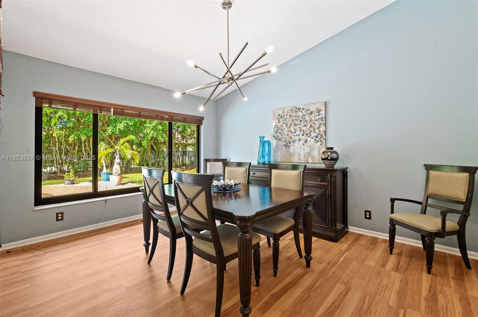 Oaks 1 - Residential